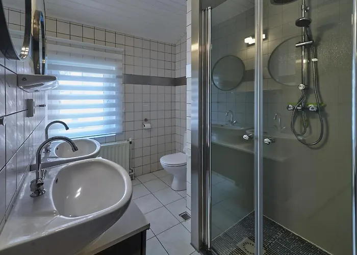 Meschermolen 4 Апартаменты Mesch